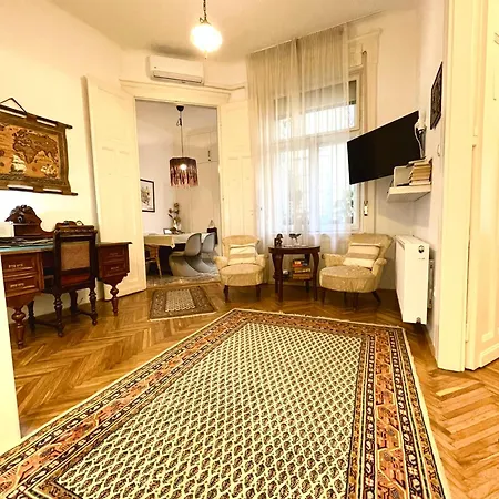 Gold Pearl 2 At St Stephen' S Basilica * Budapešť