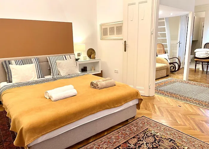 Appartamento Gold Pearl 2 At St Stephen' S Basilica Budapest