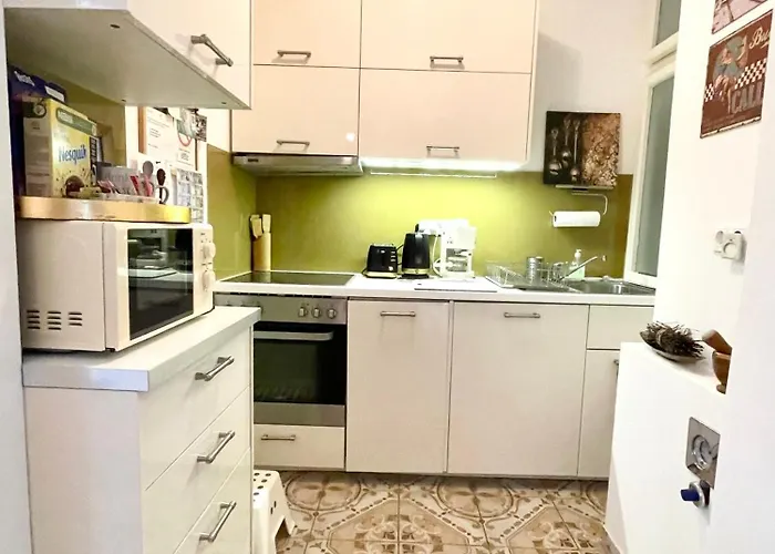 Appartamento Gold Pearl 2 At St Stephen' S Basilica Budapest