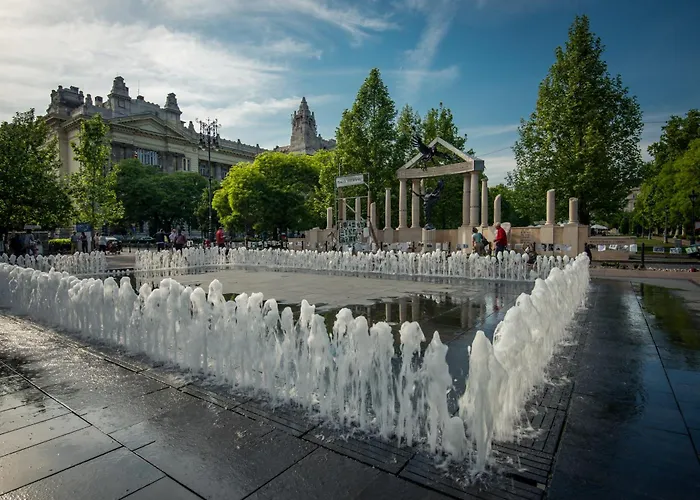 Gold Pearl 2 At St Stephen' S Basilica Budapest