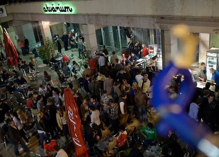 Gold Pearl 2 At St Stephen' S Basilica *