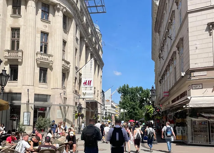 Gold Pearl 2 At St Stephen' S Basilica Appartamento