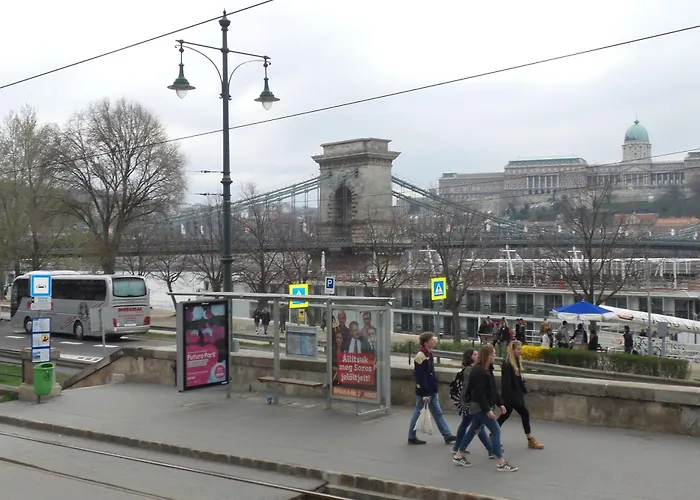 Gold Pearl 2 At St Stephen' S Basilica Budapest