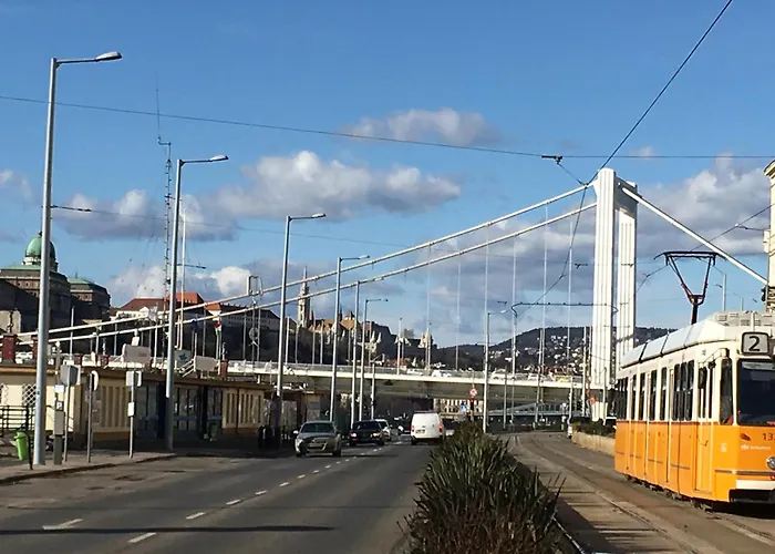 Gold Pearl 2 At St Stephen' S Basilica Appartamento Budapest