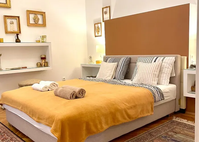 Appartamento Gold Pearl 2 At St Stephen' S Basilica Budapest