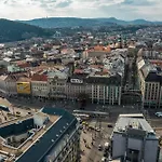 Gold Pearl 2 At St Stephen' S Basilica Apartament